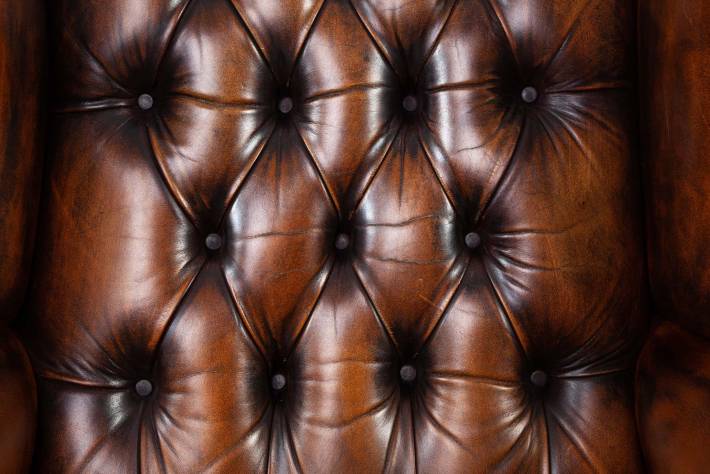 Poltrona chesterfield Queen Anne inglese originale vintage in cuoio cognac