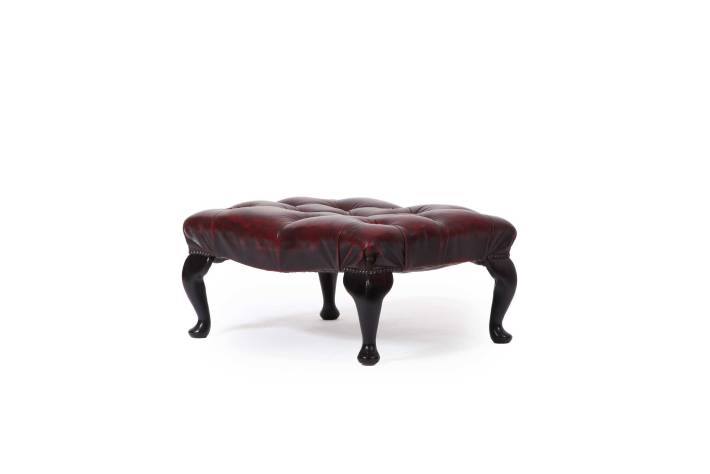 Poggiapiedi chesterfield vintage inglese originale in pelle bordeaux