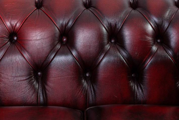 Divano Chesterfield club 2 posti inglese originale vintage bordeaux