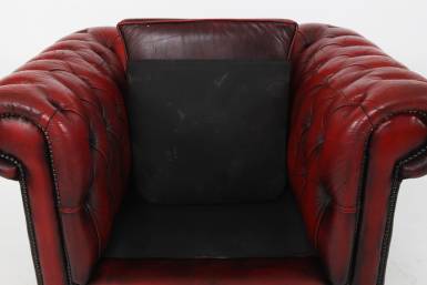 Poltrona chesterfield club inglese originale vintage bordeaux